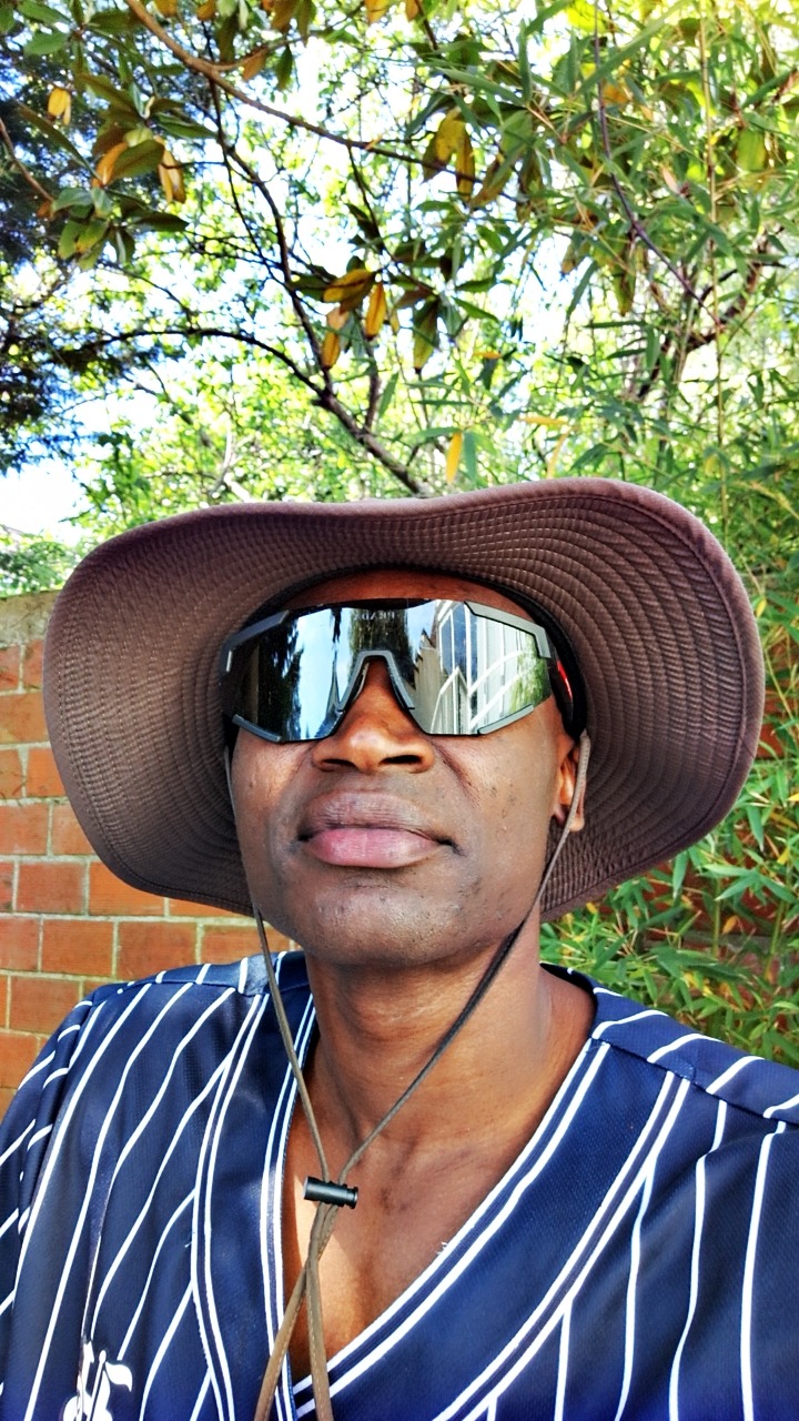 Profil de Illyes, 29 ans, TS Luxembourg à Allerborn