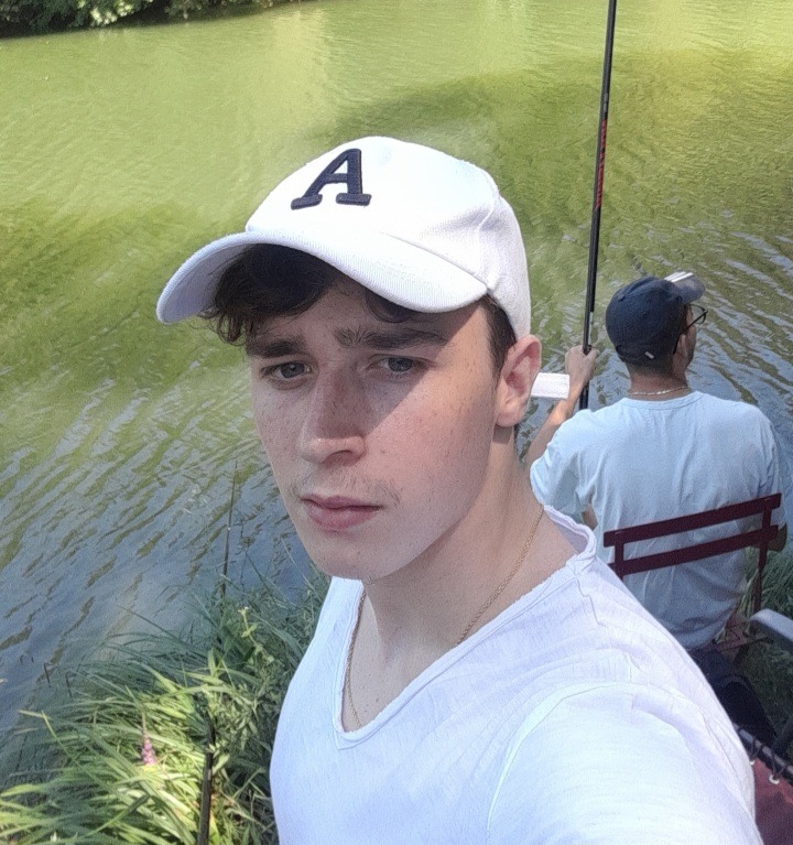 Profil de Ilhan, 20 ans, TS Luxembourg à Oberfeulen
