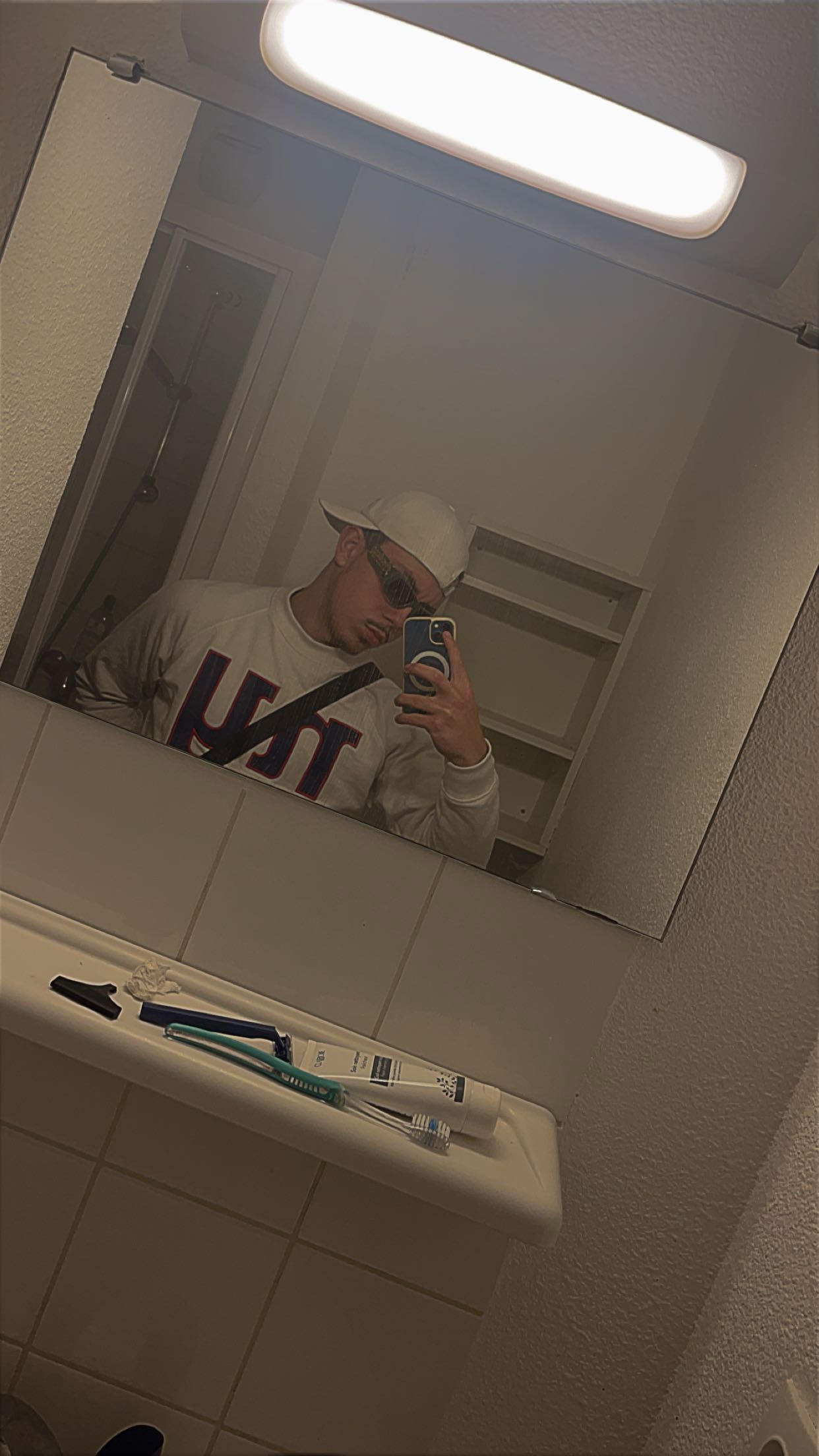 Profil de Areski, 20 ans, TS Luxembourg à Asselborn