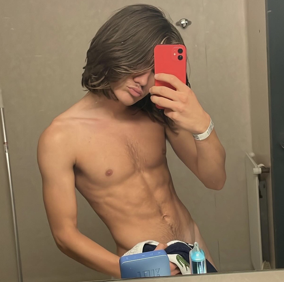 Profil de Chayan, 21 ans, TS Luxembourg à Ermsdorf