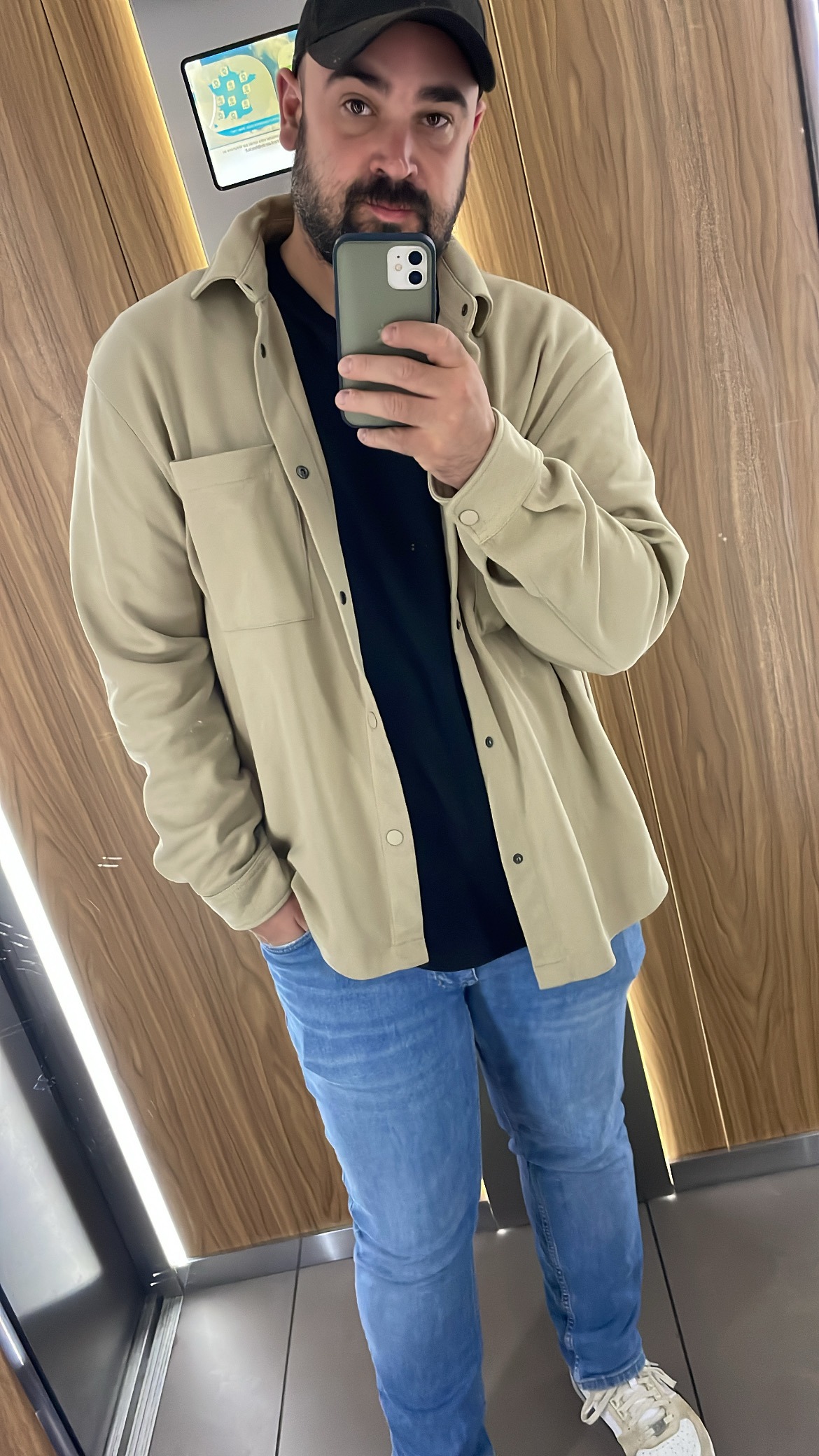 Profil de Pierre-ange, 32 ans, TS Luxembourg à Bourscheid-Plage