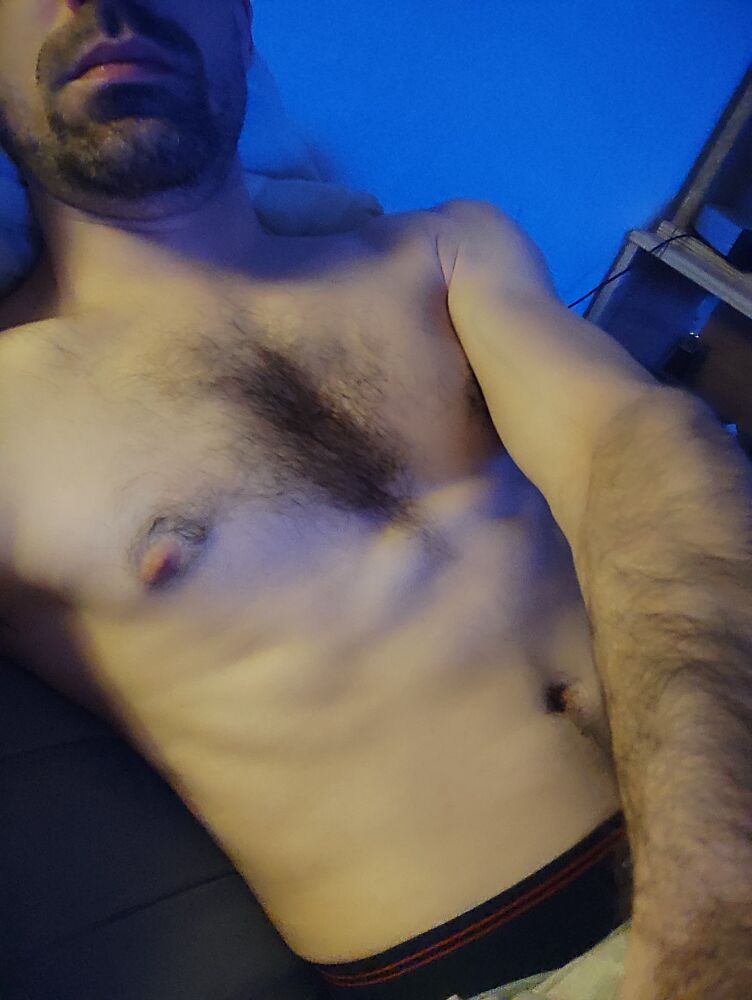 Profil de Djimy, 37 ans, TS Luxembourg à Oberfeulen